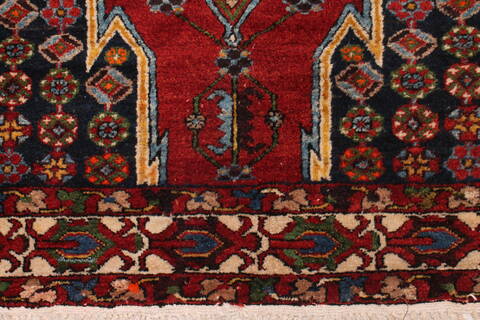 Mazlaghan Red Hand Knotted 45 X 66  Area Rug 400-26705 Image 5