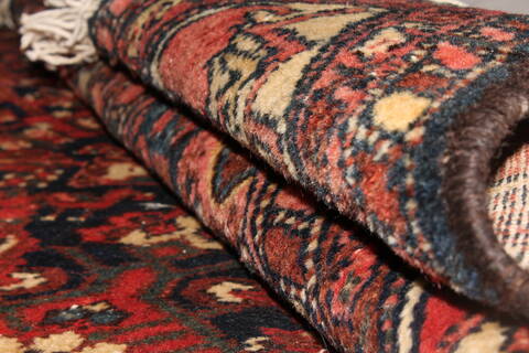 Malayer Red Hand Knotted 42 X 68  Area Rug 400-26719 Image 1