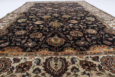 Agra Beige Hand Knotted 50 X 82  Area Rug 250-26810 Image 7