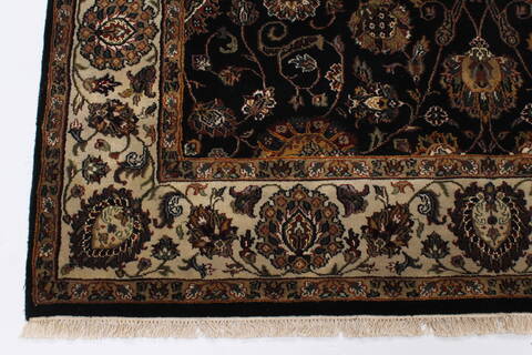 Agra Beige Hand Knotted 50 X 82  Area Rug 250-26810 Image 8