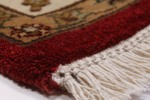Kashan Beige Hand Knotted 55 X 82  Area Rug 250-26829 Image 7