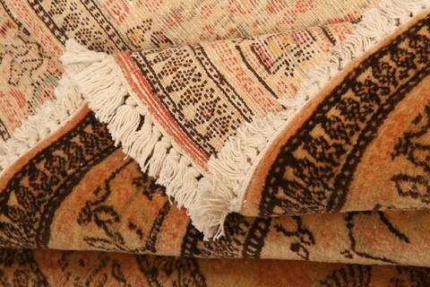 Qum Beige Hand Knotted 48 X 69  Area Rug 100-26857 Image 5