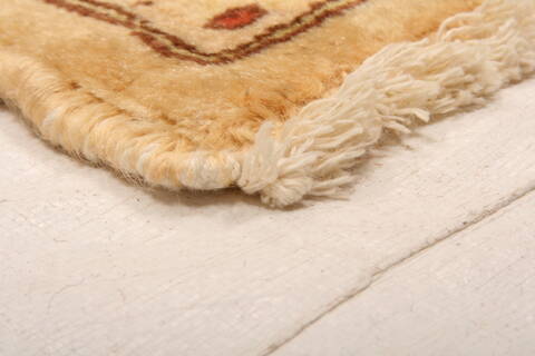 Sarouk Beige Hand Knotted 41 X 57  Area Rug 100-26872 Image 11
