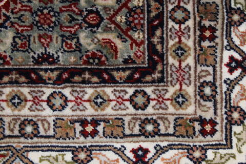 Bidjar Blue Hand Knotted 58 X 79  Area Rug 250-26883 Image 9