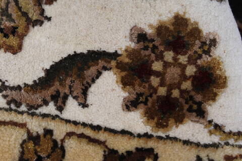 Kashmar Beige Hand Knotted 51 X 80  Area Rug 250-26890 Image 12
