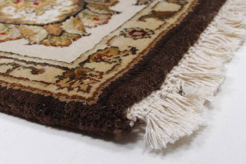 Kashmar Beige Hand Knotted 51 X 80  Area Rug 250-26890 Image 9