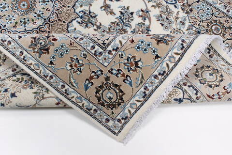 Nain Beige Hand Knotted 54 X 80  Area Rug 250-26900 Image 1