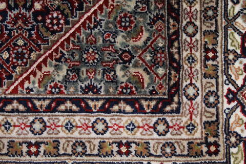 Bidjar Blue Hand Knotted 58 X 711  Area Rug 250-26918 Image 9