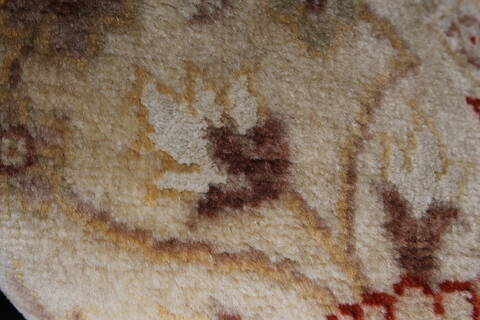 Isfahan Beige Hand Knotted 80 X 101  Area Rug 250-26935 Image 12