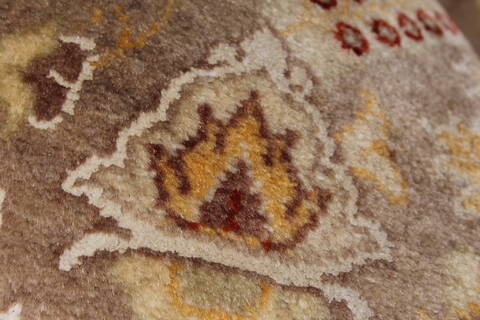 Isfahan Beige Hand Knotted 80 X 101  Area Rug 250-26935 Image 13