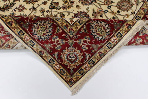 Isfahan White Hand Knotted 510 X 88  Area Rug 250-26938 Image 12