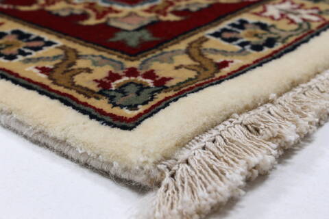 Isfahan White Hand Knotted 510 X 88  Area Rug 250-26938 Image 6