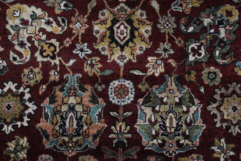 Isfahan Red Hand Knotted 60 X 810  Area Rug 250-26943 Image 9