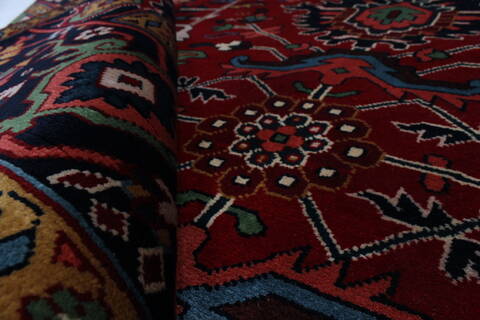 Serapi Red Hand Knotted 61 X 91  Area Rug 250-26950 Image 1