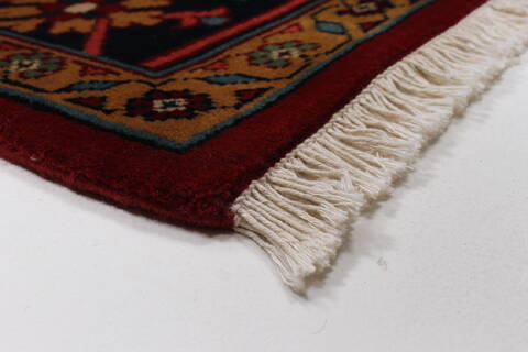 Serapi Red Hand Knotted 61 X 91  Area Rug 250-26950 Image 8