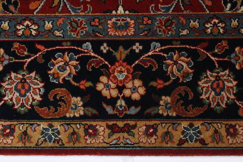 Sarouk Beige Hand Knotted 62 X 91  Area Rug 250-26951 Image 5