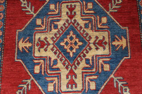 Kazak Red Hand Knotted 42 X 66  Area Rug 250-27012 Image 5