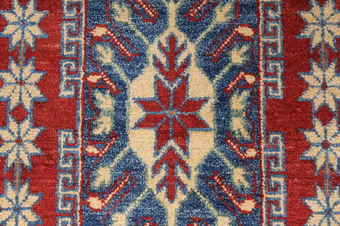 Kazak Red Hand Knotted 35 X 58  Area Rug 250-27297 Image 6