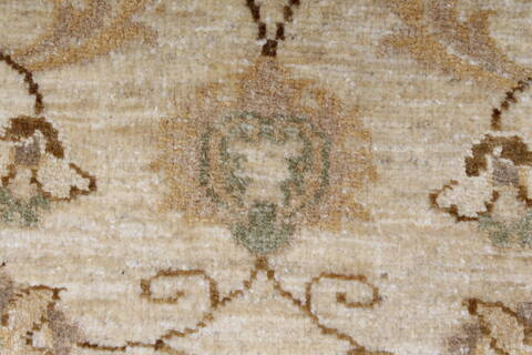 Pishavar Beige Hand Knotted 34 X 45  Area Rug 250-27378 Image 10