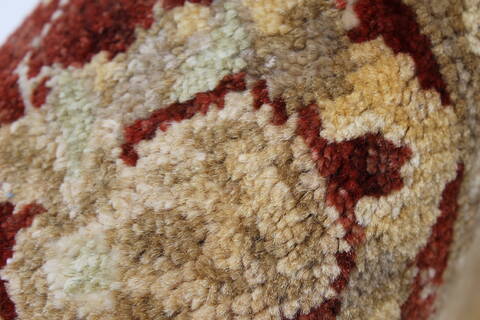 Pishavar Beige Hand Knotted 34 X 45  Area Rug 250-27378 Image 13