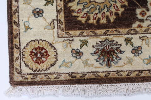 Ziegler Beige Hand Knotted 30 X 53  Area Rug 250-27442 Image 4