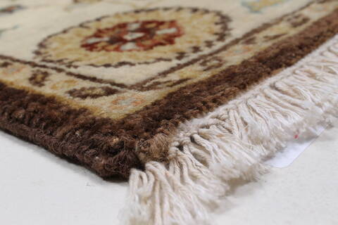 Ziegler Beige Hand Knotted 30 X 53  Area Rug 250-27442 Image 5