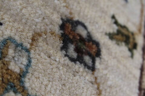 Ziegler Beige Hand Knotted 30 X 53  Area Rug 250-27442 Image 7