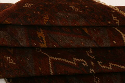 Kunduz Red Hand Knotted 35 X 52  Area Rug 100-27445 Image 5