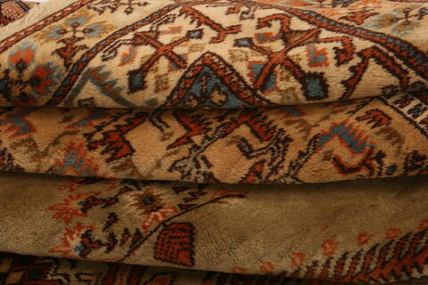 Kazak Beige Hand Knotted 46 X 77  Area Rug 100-27471 Image 4