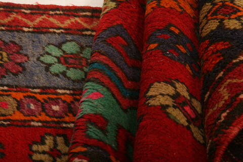 Kazak Red Hand Knotted 50 X 74  Area Rug 100-27473 Image 2