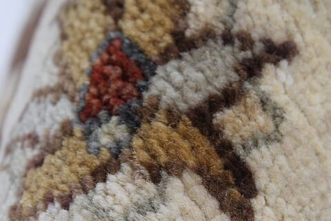 Ziegler Beige Hand Knotted 30 X 411  Area Rug 250-27481 Image 2