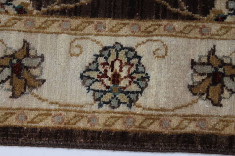 Ziegler Beige Hand Knotted 30 X 411  Area Rug 250-27481 Image 5