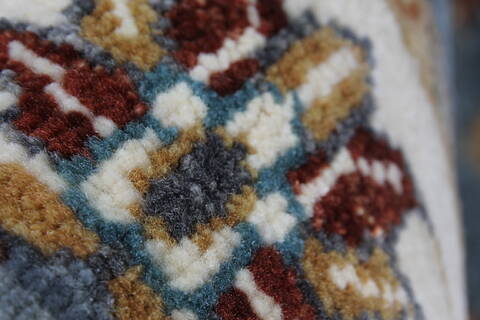 Ziegler Beige Hand Knotted 30 X 411  Area Rug 250-27494 Image 11