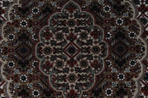 Mahi Beige Hand Knotted 32 X 55  Area Rug 250-27530 Image 2