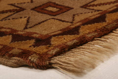 Kazak Brown Hand Knotted 50 X 62  Area Rug 100-27534 Image 5
