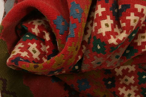 Qashqai Multicolor Flat Woven 34 X 410  Area Rug 100-27548 Image 1