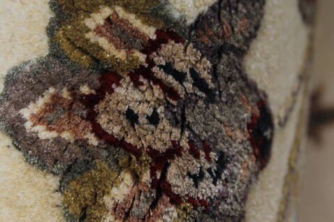 Kashmir Beige Hand Knotted 30 X 51  Area Rug 250-27578 Image 10