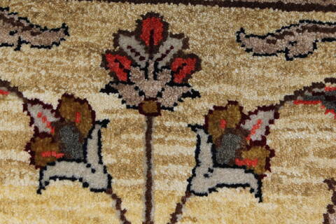 Kashan Beige Hand Knotted 30 X 53  Area Rug 250-27590 Image 7