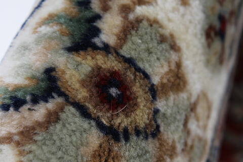 Sarouk Beige Hand Knotted 30 X 51  Area Rug 250-27597 Image 10