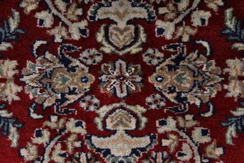 Sarouk Beige Hand Knotted 30 X 51  Area Rug 250-27597 Image 4