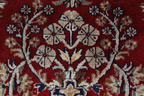 Sarouk Beige Hand Knotted 30 X 51  Area Rug 250-27597 Image 7