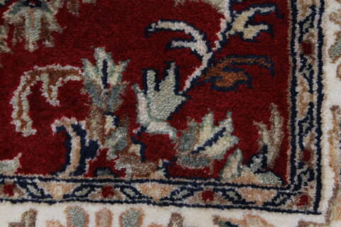 Sarouk Beige Hand Knotted 30 X 51  Area Rug 250-27597 Image 8