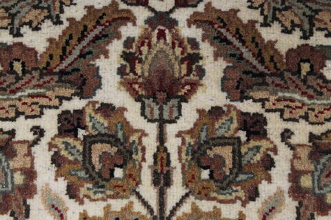 Kashan Brown Hand Knotted 31 X 51  Area Rug 250-27599 Image 7
