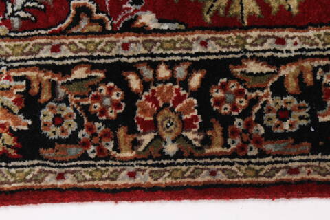 Sarouk Beige Hand Knotted 30 X 51  Area Rug 250-27605 Image 3