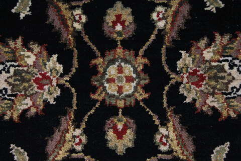 Kashan Beige Hand Knotted 30 X 52  Area Rug 250-27616 Image 5