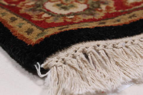 Kashan Beige Hand Knotted 30 X 52  Area Rug 250-27616 Image 7
