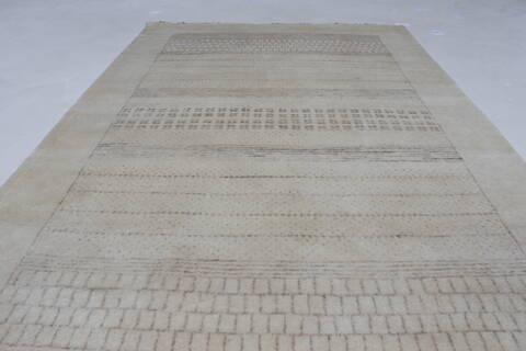 Gabbeh Beige Hand Knotted 30 X 50  Area Rug 250-27653 Image 1