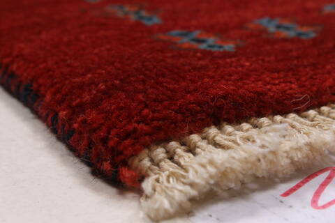 Gabbeh Red Hand Knotted 31 X 411  Area Rug 250-27701 Image 5