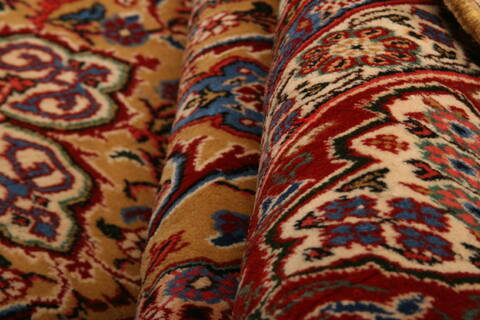 Hamedan Red Hand Knotted 68 X 91  Area Rug 100-27762 Image 2