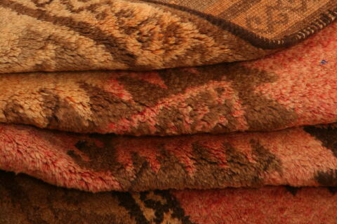 Baluch Red Hand Knotted 42 X 70  Area Rug 100-27782 Image 4